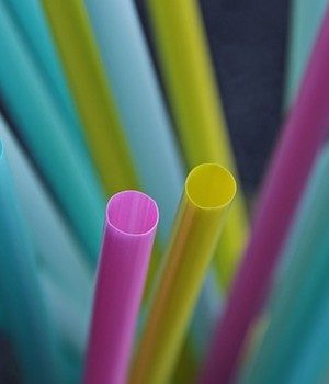 straws-3193715_640