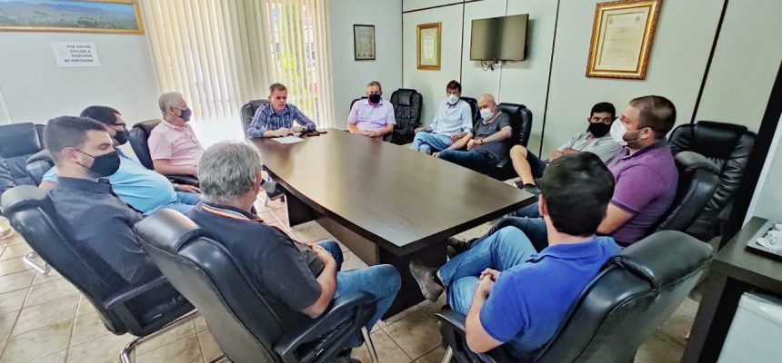 reuniao-prefeitura-de-nova-veneza-com-empresas_lucas-sabino