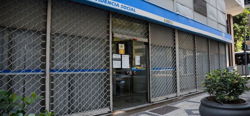 Instituto Nacional do Seguro Social (INSS) volta atendimento presencial nas agências.