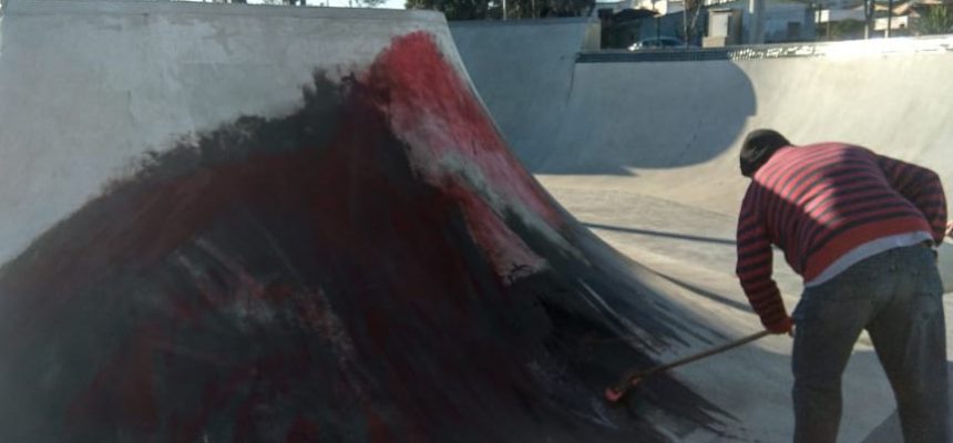 limpeza-tinta-pista-de-skate-vandalizada