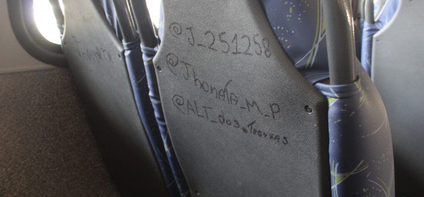 vandalismo-novos-onibus-cribus-9